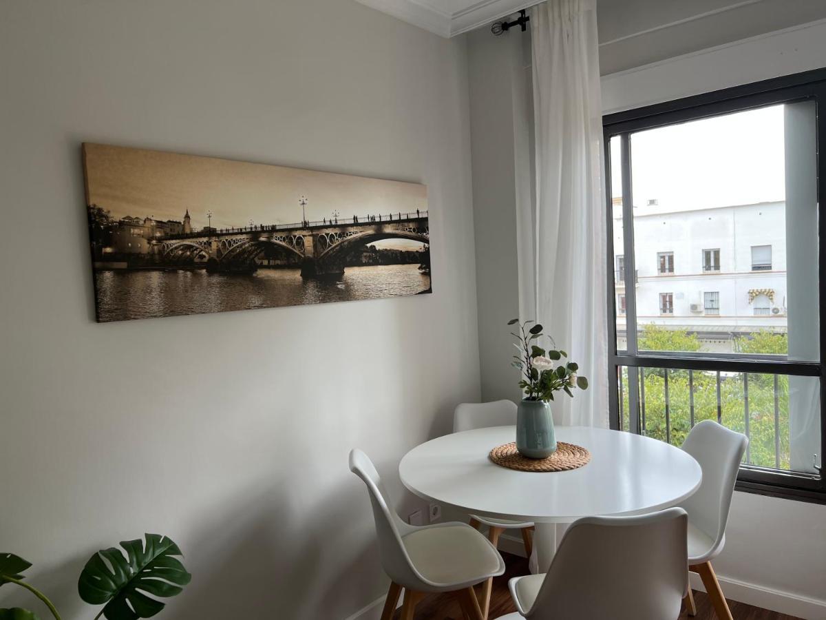 Apartamento Triana Center Sevilla Eksteriør bilde